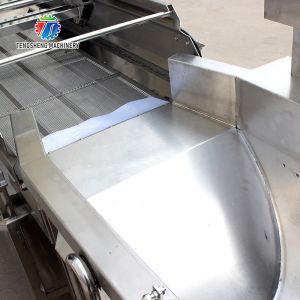 2400L 1800KG/H Fruit Vegetable Washing Line With Swirling Bubbles