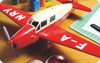 5-7 Seconds Initial Cure Time Strong Instant Glue 15g/Bottle