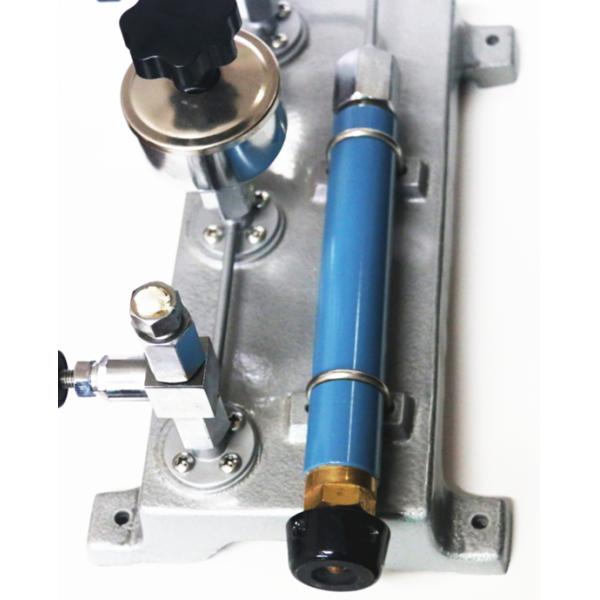 Pressure gauge validator