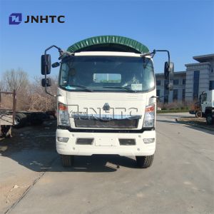 White HOWO Military Truck 4X4 For Soldier Transport