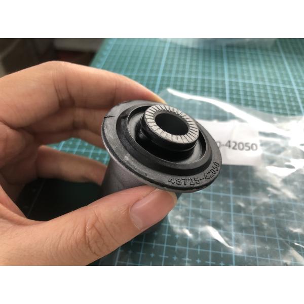 48730-42040 Car Suspension Bushing 48730-42050 48730-0r020 For Toyota Auris Avensis Estate