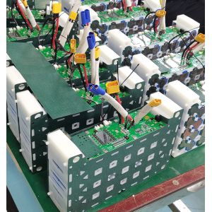 Electric Vehicles 32700 LFP Cylindrical Cells 3.2v 6000mah Lifepo4 Cylindrical