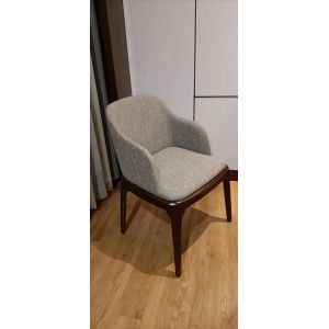 China ISO18001 Certified Ash Solid Wood Wooden Hotel Chairs ODM Service on sale