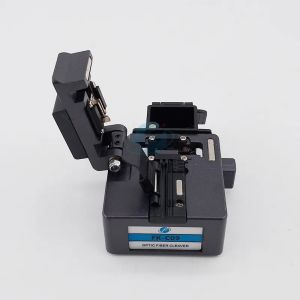 Quality FK-C09 High Precision Fiber Cleaver With Case Optical Fiber Cutting Knife for sale