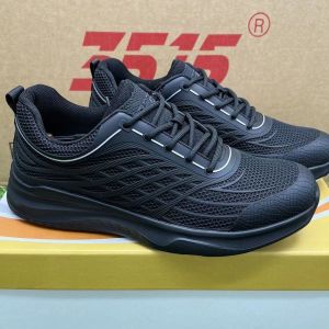 New fashion casual puncture-proof outdoor cross-country sports mountaineering