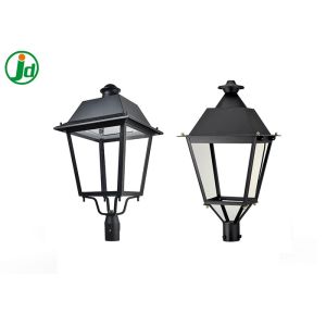 Simple Functional Design Commercial Solar Street Lights Excellent Heat Radiation