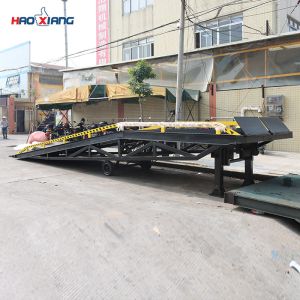 10 Tons Mobile Dock Ramp Diamond Mesh Hydraulic Loading Dock Ramps