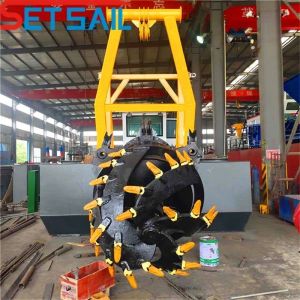 Quality 1500m Output Distance Hydraulic Cutter Suction Dredger with 298kw Auxiliary Engine Power for sale