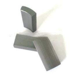 China Seat Motor Ferrite Magnets Segment Arc Shape Charcoal Gray on sale