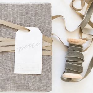 Personalized Portable Paper Present Box For Cosmetics / Perfume / Jewelry