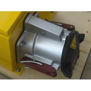 Inclination High Current Plugs And Sockets With Switched Metal Box