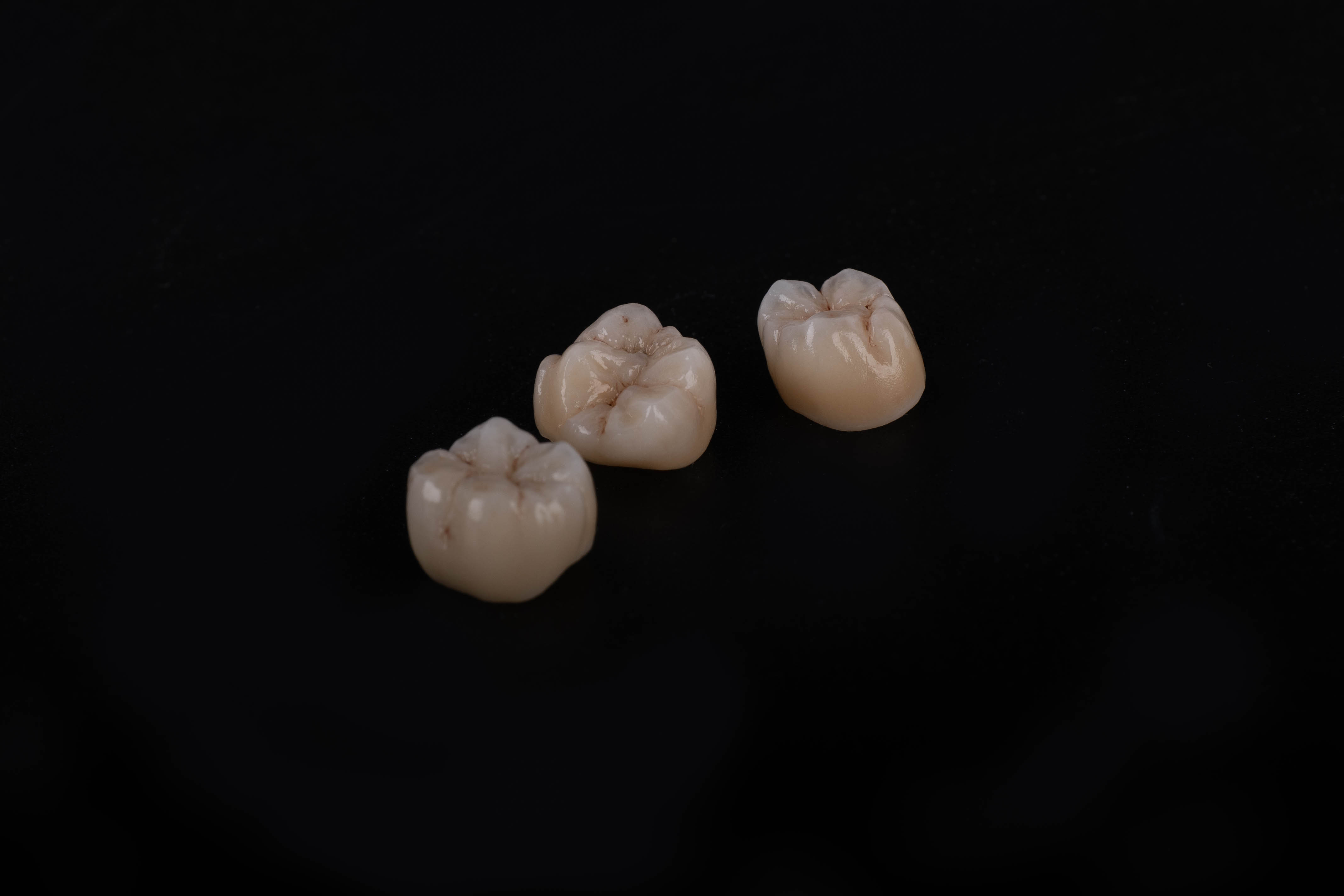 Yucera 18-Color Ceramic Zirconia Staining & Glazing Kit Natural Glow for Dental Lab Creations