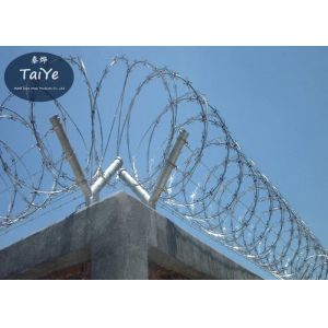 Quality Military Concertina CBT60 Razor Barbed Wire High Security Exported Singapore for sale
