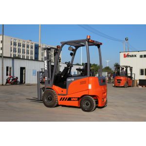AC Motor Forklift Lifting Equipment Loading Capacity 1800kg With Pneumatic Tire