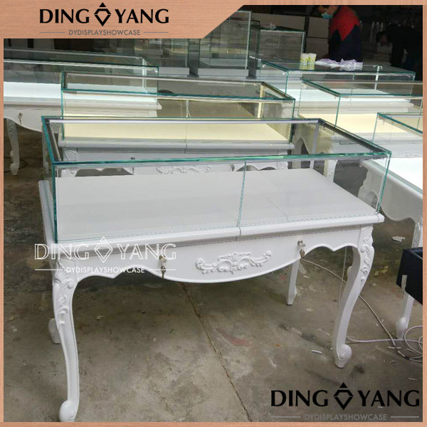 1200X550X950MM European Style Jewelry Showcase