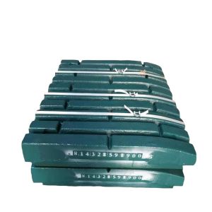 Quality Crusher Jaw Plate for Stone Jaw Crusher Wear Parts C140 C145 C150 Machine Type Crusher for sale