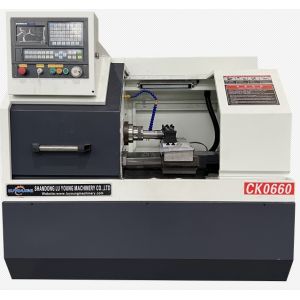 Metal Processing CNC Lathe Machine Ck0660 Gang Type Tool Holder Hydraulic Chuck