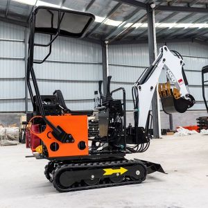 Multipurpose 1500kg Mini Backyard Excavator High Maneuverability
