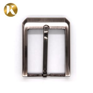 Popular 35mm Black Pin Belt Buckles With Smooth Surface Treatment