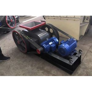 Sand Making Double-toothed Crusher Secondary Quartz Stone Crushing Equipment