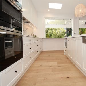 Modern Modular Lacquer Kitchen Cabinet Custom White Shaker Easy Clean