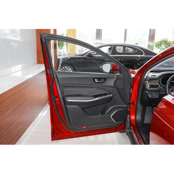 5-Seat Body Structure Hongqi E-hs3 Electric Car 220kW Max. Power 299Ps Used Car Online