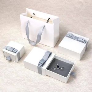 Paper Packaging Boxes White Empty Jewelry Gift Boxes With Bow
