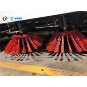 8CBM 8 Tons Dongfeng vacuum road sweeper truck