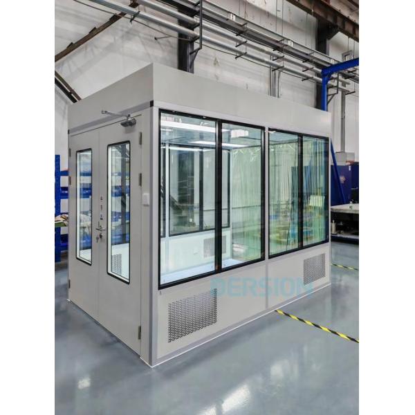 Buy Construction Efficiency Advantages Clean Room Garment Cabinet with 99.99% Filter Efficiency and Windows at wholesale prices