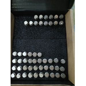 AD584SH/883B ADI The AD584 is an 8-terminal precision voltage reference offering