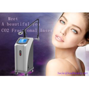 10600nm CO2 laser fractional facial recovery / CO2 fractional / Vaingal tighten 7 joints arm laser machine