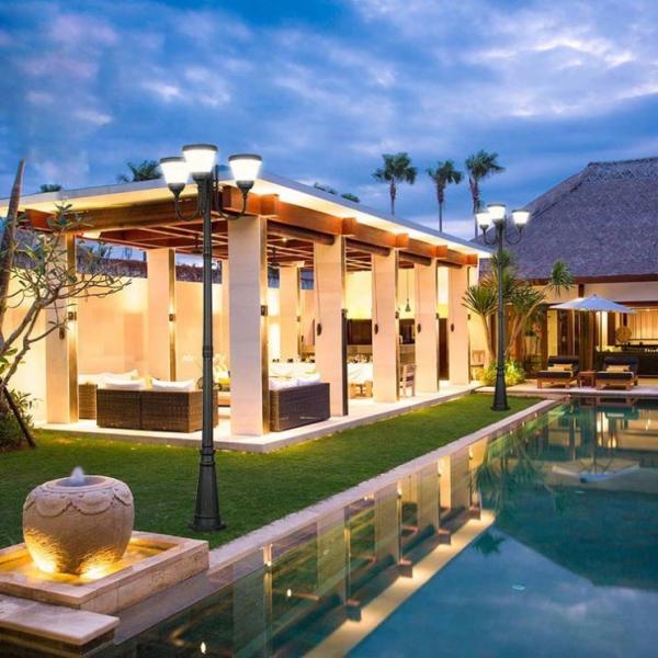 Buy Die cast Aluminum LED Outdoor Garden Solar Light with 3 Heads IP65 Waterproof at wholesale prices