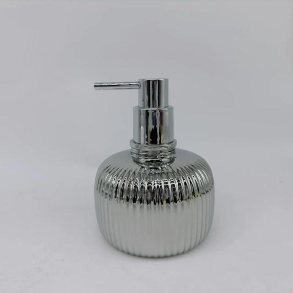 Chrome glass bathroom accessories round shape with vertical stripe soap dish holder hand wash dispenser bath soap dispenser