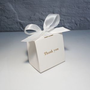 Customizable European Style Candy Boxes Gold Foil Gift Packaging Weddings Party