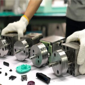 Automotive Micro Molding Micro Molding babyplast micro molding