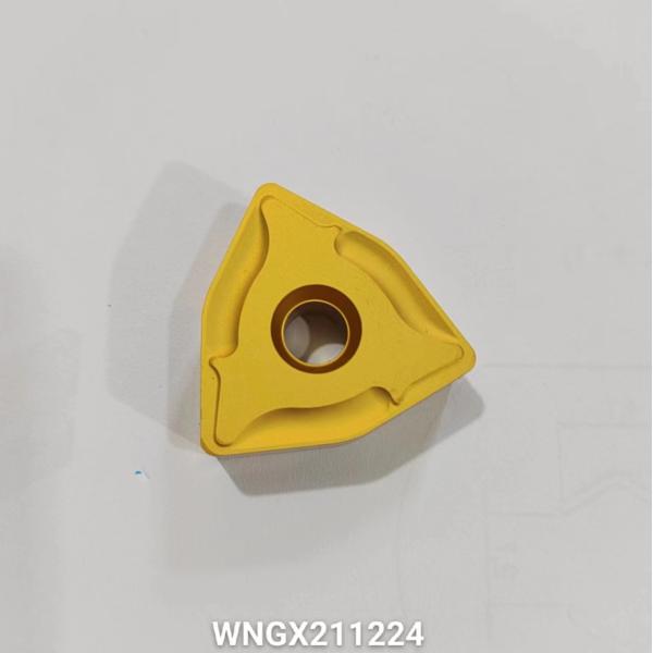 Hardness 91.8 HRA Cemented Carbide Inserts Coated Uncoated 3pcs/Box For Precision Machining