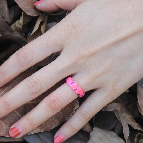 Women Paisley Engagement Silicone Rings Breathable 5.7mm Third Party Appraisal