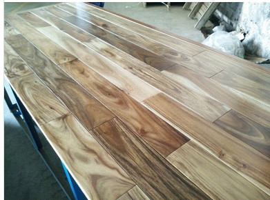 Buy smooth  natural  exotic  acacia  wood  flooring at wholesale prices
