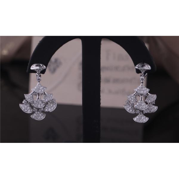 Roma High Jewelry DIVAS' DREAM Earrings in 18K white gold set with 7 Main Diamonds and full pavé diamonds