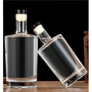 500ml/750ml Custom Hot Stamping Glass Bottle for Wine and Brandy Surface