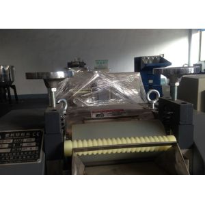 Granule Plastic Scrap Cutting Machine , High Efficiency Plastic Waste Cutter