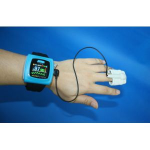 Quality Digital Lcd Display Wrist Pulse Oximeter With CE Approved for sale