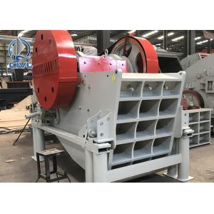 260t/h Heavy Construction Machinery 750x1060 Jaw Crusher 110kw Engine