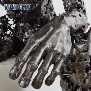 Outdoor Garden Metal Art Decoration Abstract Sitting Man Bronze Sculpture