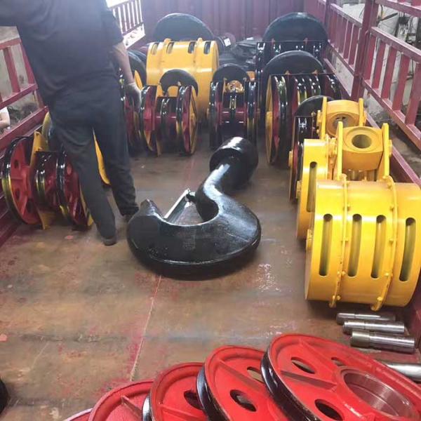 Swievel Forged Mobile Crane Spare Parts Hook with Safety Latch