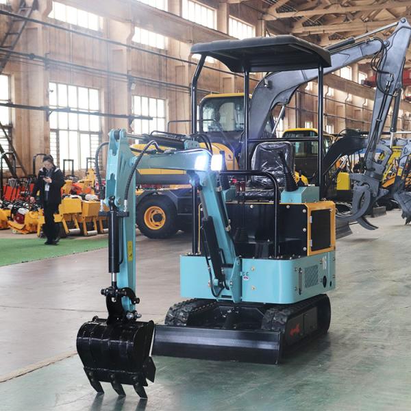 Buy Custom 1.6 Tonne Excavator 13.6KW Mini Digging Equipment With Retractable Shoes at wholesale prices