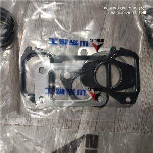 brand new the engine exhaul gasket kit , diesel generator parts for excavator
