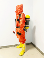 Protective performance and operational flexibility Light Chemical Protective