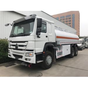 Sinotruk LHD Oil Fuel Tanker Truck 400L 20cbm 371HP