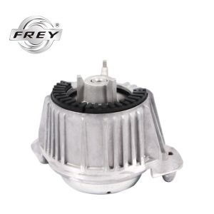 Car Right Auto Engine Mount 2042400317 For Mercedes Benz W204 OM642